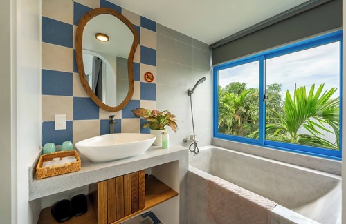 Cam An Hotel | The Linh Coastline Villa