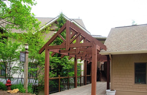 Burnsville Villa | The Lions Den - Private Club Access