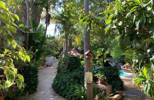 Stellenbosch Bed & Breakfast | The Little Hideaway Guesthouse