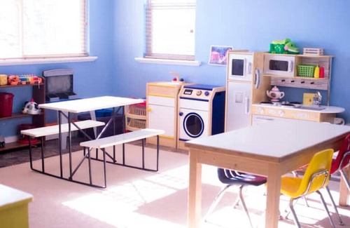 Box Elder County Other | The Little Red Inn/Preschool Near Bear River Cityn