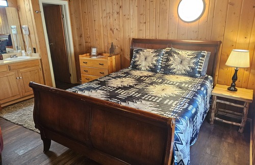 Nathrop Cabin | The Lodge at Deer Valley Ranch - great for large groups!