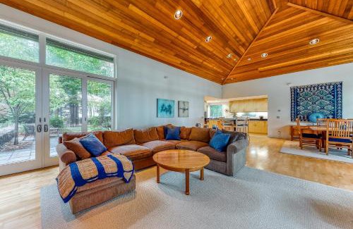 Kittery Point House | The Lodge at Seapoint Beach