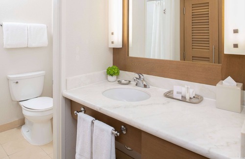 Belvedere Tiburon Hotel | The Lodge at Tiburon