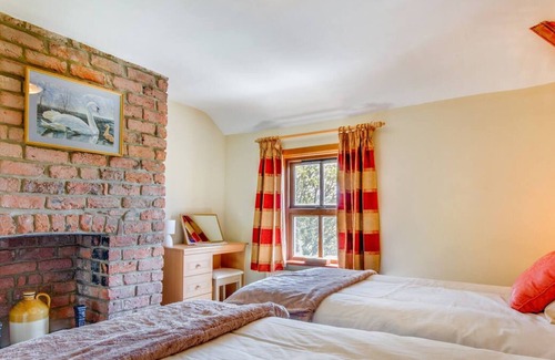 Llanfaglan House | The Lodge in Caernarfon