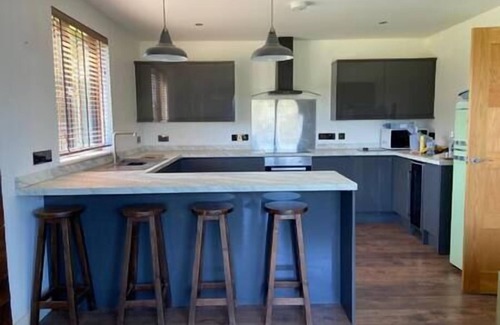 Ryde Cabin | The Lodge, Ravens Oak Farm, Ryde