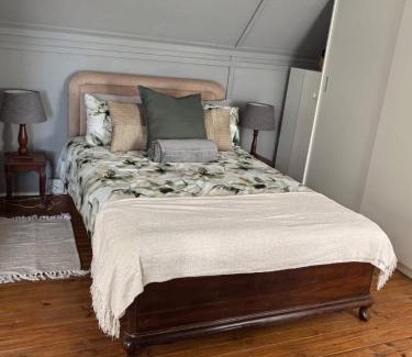 Hilton House | The Loft at Etlon's