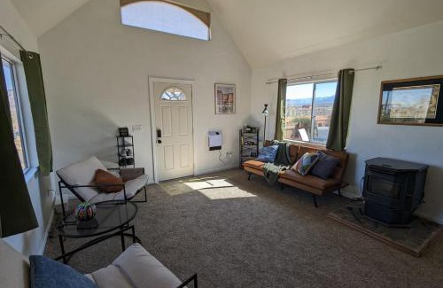 Meadview House | The Loft