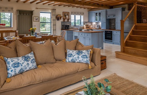 Cuddesdon Cottage | The Long Barn - Near Oxford