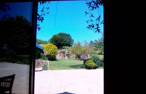 Ploezal House | The Longere Sleeps 5 (2 Bedrooms)