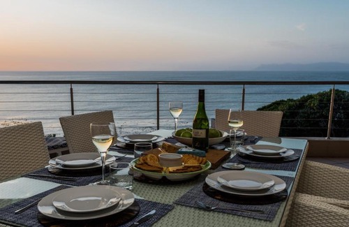 De Kelders Apartment | The Lookout at Whale Cove