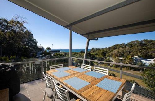 Point Lookout House | THE LOOKOUT BEACH HOUSE