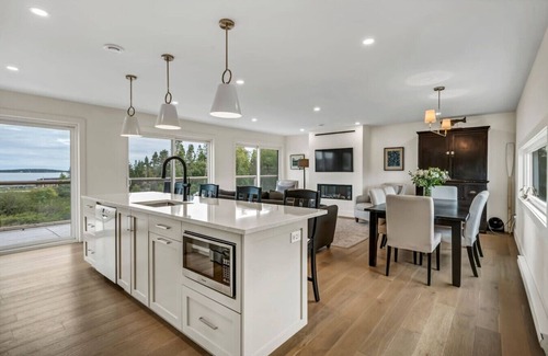 LaHave Apartment | The Lookout - Cottage