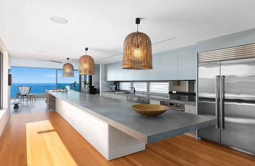 Killcare Heights House | The Lookout @ Killcare - 4 bedroom architecturally designed house with amazing ocean and bush views