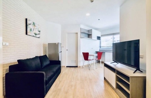 Chom Phon Apartment | The Lux Ladprao 10