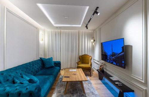 Old Town Apartment | The Luxury Loft in Bascarsija with free parking