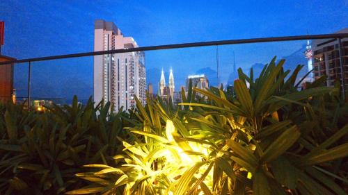 Kuala Lumpur City Centre Apartment | The Luxury Majestic Residences At KLCC