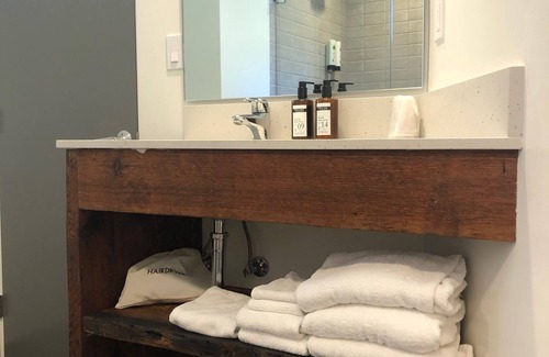 Eastern Malibu Hotel | The M Malibu