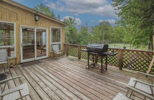 West Dover Villa | The Mahogany Villa Indoor pool Spa Sauna Gameroom