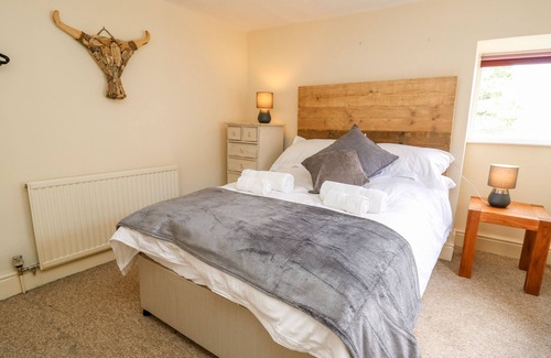 Crickhowell Apartment | THE MAIFLOUR BAKERY, pet friendly in Crickhowell