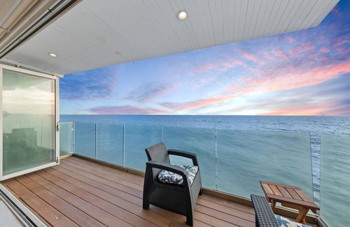 Los Angeles County House | The Malibu Grotto Property