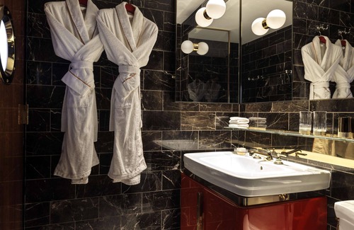 SoHo Hotel | The Manner, The Unbound Collection by Hyatt