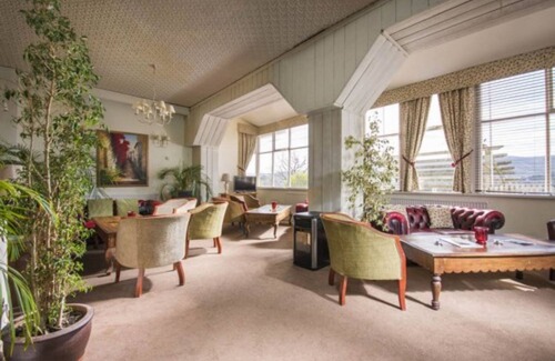 Crickhowell Hotel | The Manor Hotel