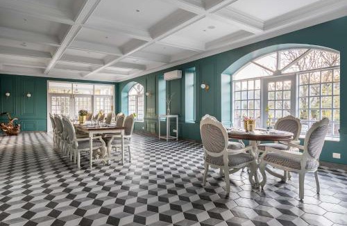 Dharampur Villa | The Mansion - A Magnificent Villa