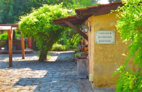 Yesod HaMa'ala Cabin | THE MANSION in yesod hamaala