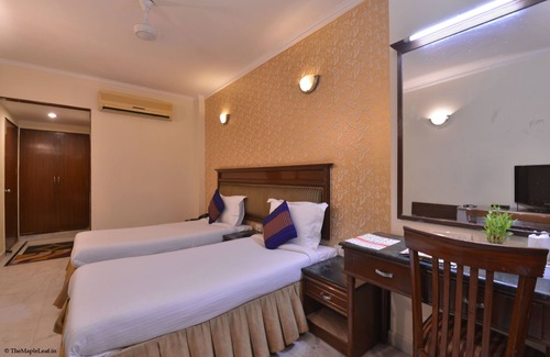 DLF City House | The Maple Leaf DLF Cyber City