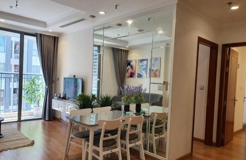 Hoang Mai Apartment | The MARCH House No.4 * 2 Bedrooms * Park Hill Premium * TimesCity
