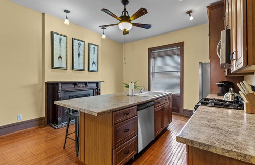 Lafayette Square House | The Marquis Manor | JZ Vacation Rentals