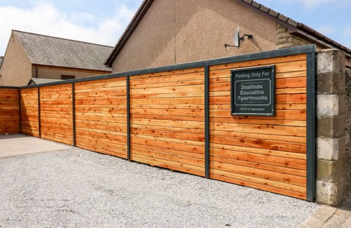 Keith Cottage | The Marriage Room at The Institute Executive Apartments