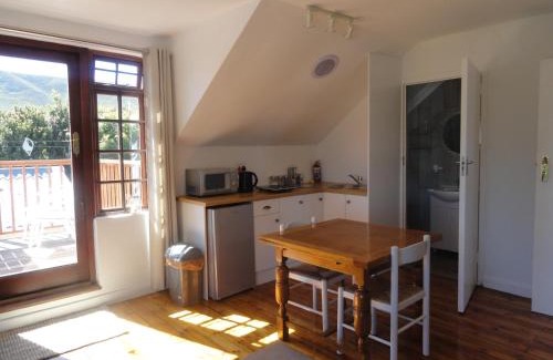 Westcliff Apartment | The Mayflower