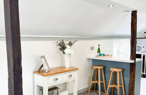 Petworth House | The Mews Pet-Friendly + Parking