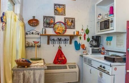 Marble Falls House | The Mexico Cabin at Hamilton Creek