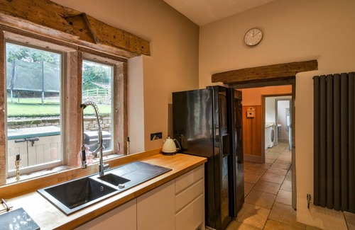 Cromford House | THE MILL MANAGERS HOUSE, family friendly, with open fire in Cromford