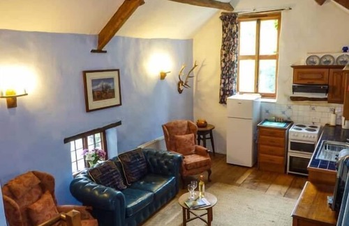 Fiddington Cottage | THE MILL, pet friendly, character holiday cottage in Bicknoller