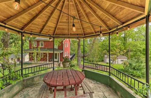 Millersburg House | The Millersburg Mountain House Getaway with Gazebo!