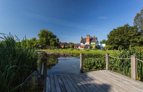 Acton Trussell Hotel | The Moat House
