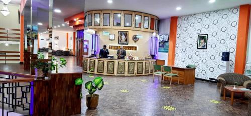 Pudumund Hotel | The Monarch