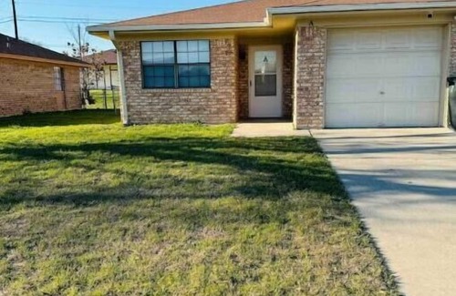 Killeen House | The Monochrome Home