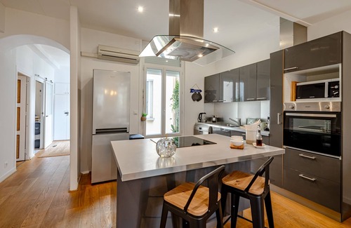 La Gare Apartment | The Monroe, cosy luxury in the heart of Perpignan