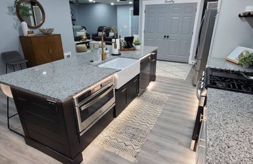 Sandy House | The Narnia Gateway on SLC's East Bench, mins from World Class Skiing, Sleeps 8