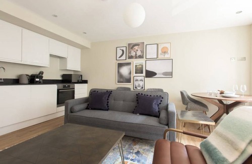 Mayfair Apartment | The New Bond Street Loft - Modern 1BDR City Centre Apartment