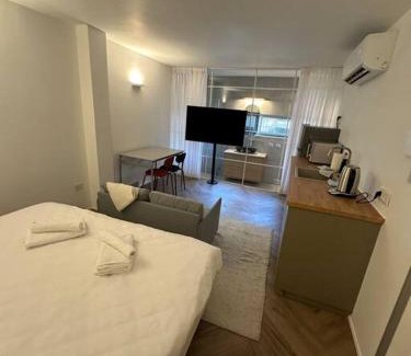 Florentin Apartment | The new studio Florentin