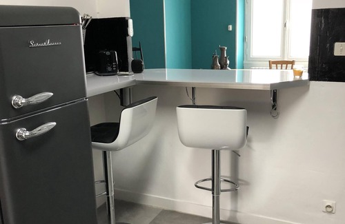 Courtoisville-Sillon-Moka Apartment | The NOLYVAN Suite, apartment with garden - 300m from the beach.