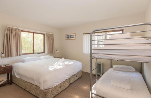Jindabyne Apartment | The Nook 2 of 5 The Nook