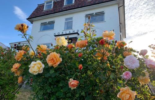 Scarborough Hotel | The Norlands