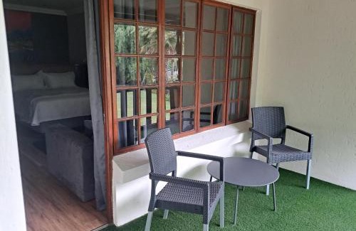 Kempton Park Cabin | The Nugget Guest Lodge