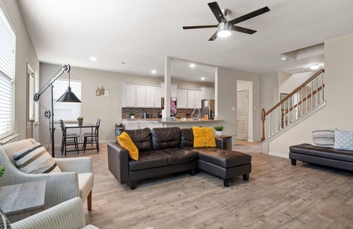 Klein House | The Oasis at Twinfalls amazing trails and lakes